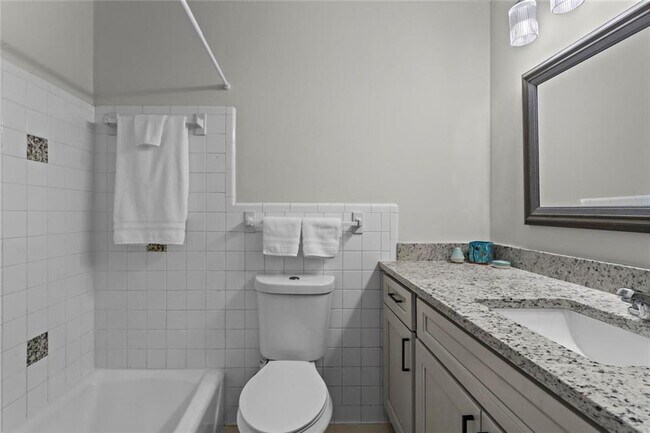 Building Photo - 5621 Kingsport Dr