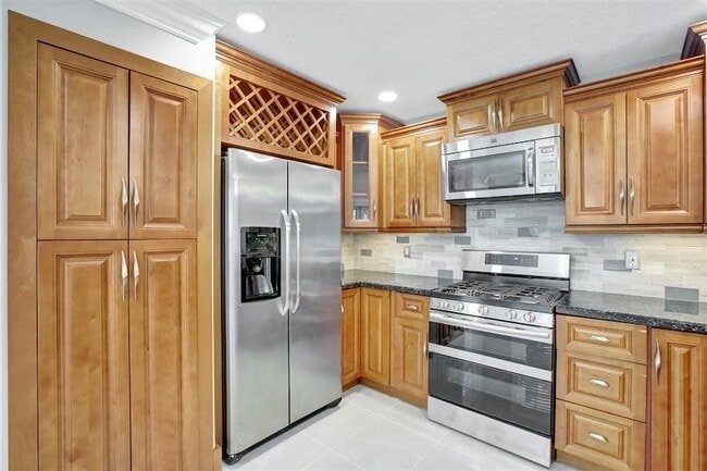 Building Photo - 2355 NW 138th Dr