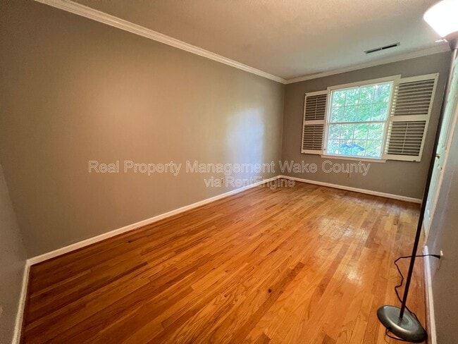 Building Photo - 2884 Wycliff Rd