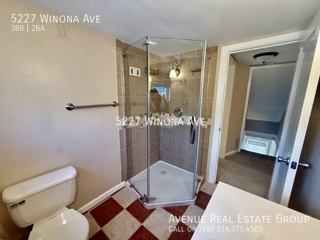 Building Photo - 5227 Winona Ave
