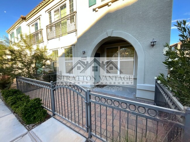 Building Photo - 4709 E Portola Valley Dr