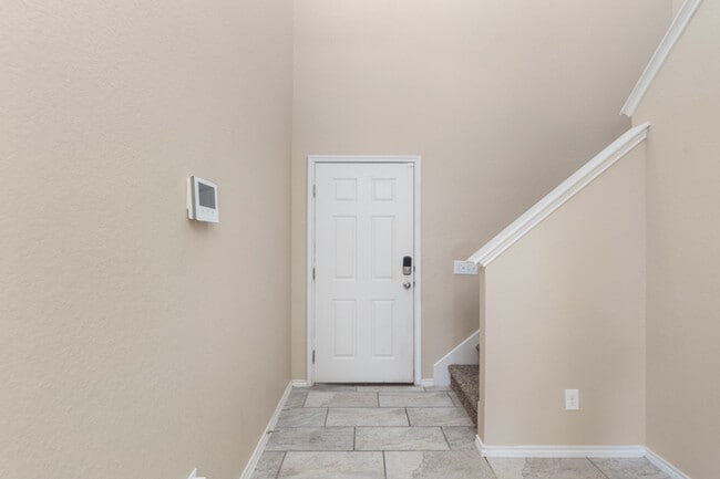 Building Photo - 8323 Prickly Oak