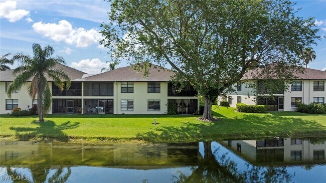 Building Photo - 400 Misty Pines Cir
