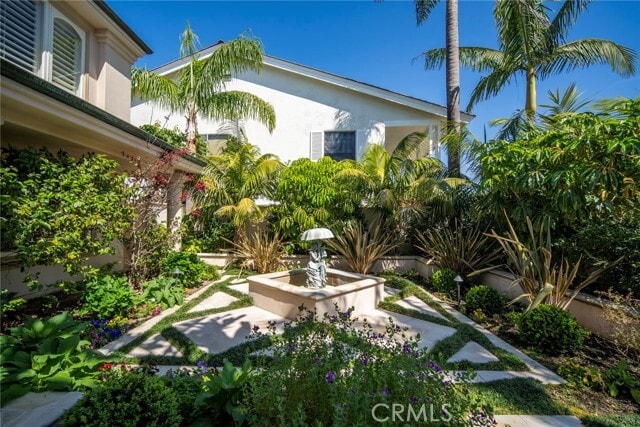 Building Photo - 49 Cambria Dr