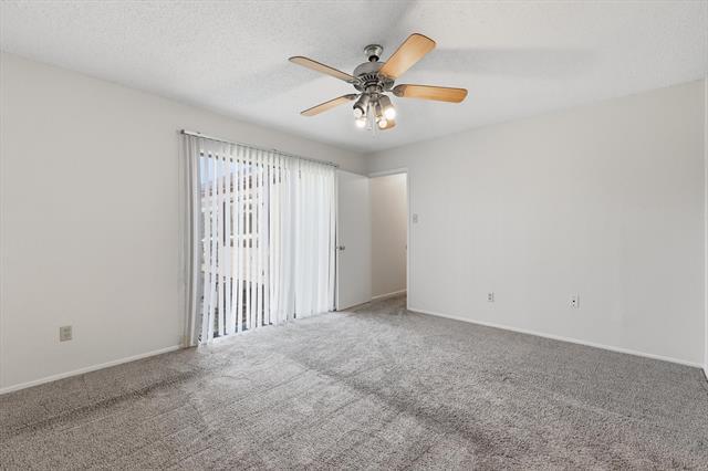 Building Photo - 513 Mack Dr