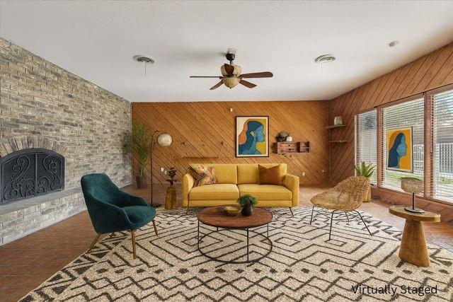 Building Photo - 2915 Touraine Dr