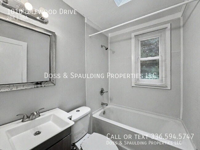 Building Photo - 1010 Idlewood Dr