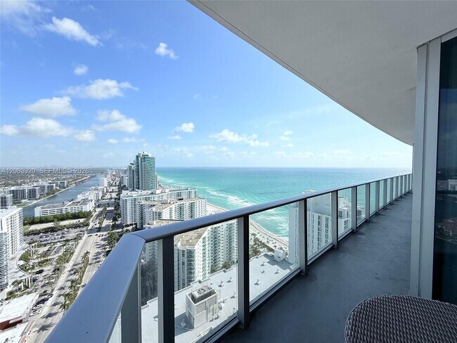 Building Photo - 4111 S Ocean Dr