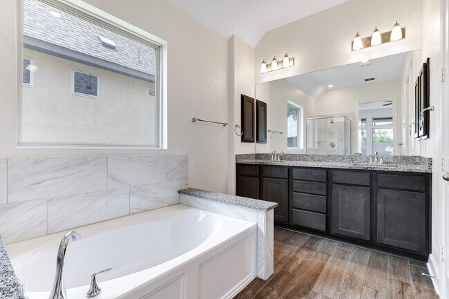 Building Photo - 8626 Glass Gem Dr