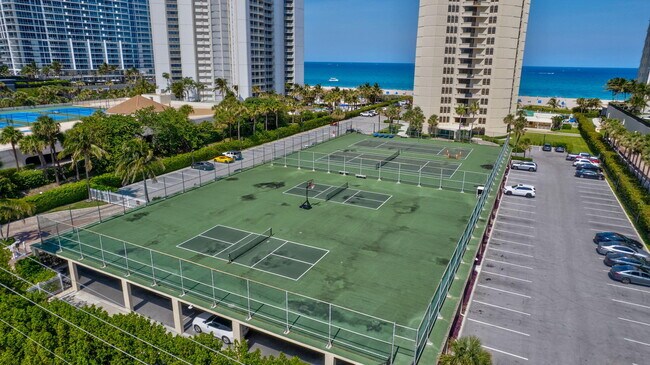 Building Photo - 2800 N Ocean Dr