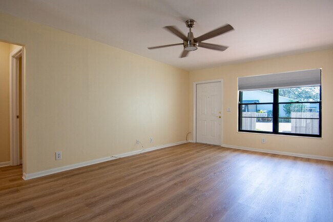 Building Photo - 431 Jupiter Lakes Blvd
