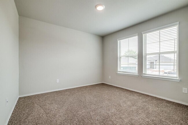 Building Photo - 217 Pecos Dr