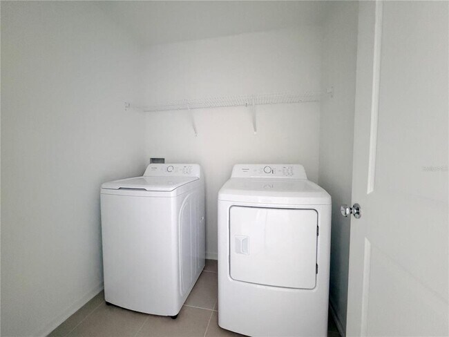 Building Photo - 3666 Hardman Dr