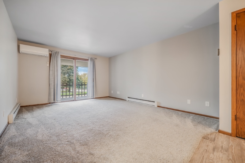 Building Photo - 1000 W McKinley Ave