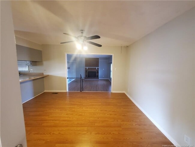 Building Photo - 1208 Cullen Dr