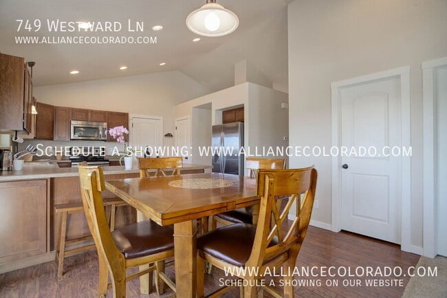 Building Photo - 749 Westward Ln