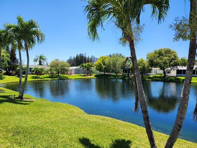 Building Photo - 7717 White Egret Ln