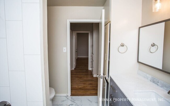 Building Photo - 4309 32nd St