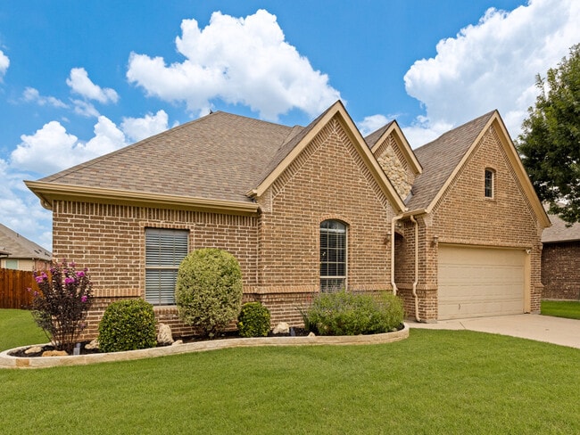 Building Photo - 455 Chisholm Trail