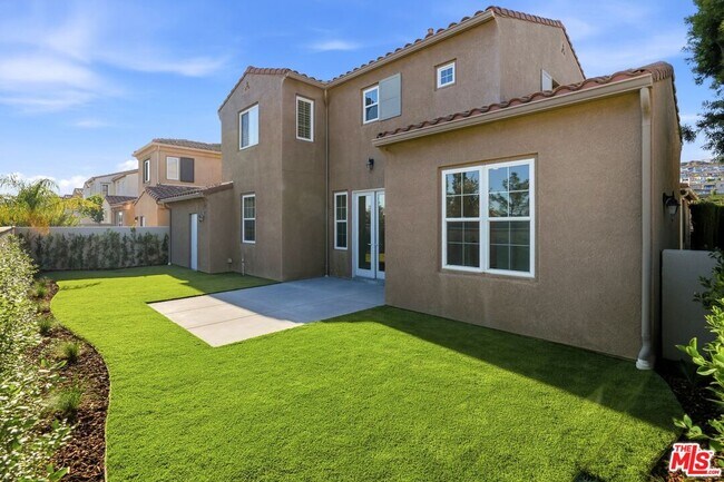 Building Photo - 20140 Pienza Ln