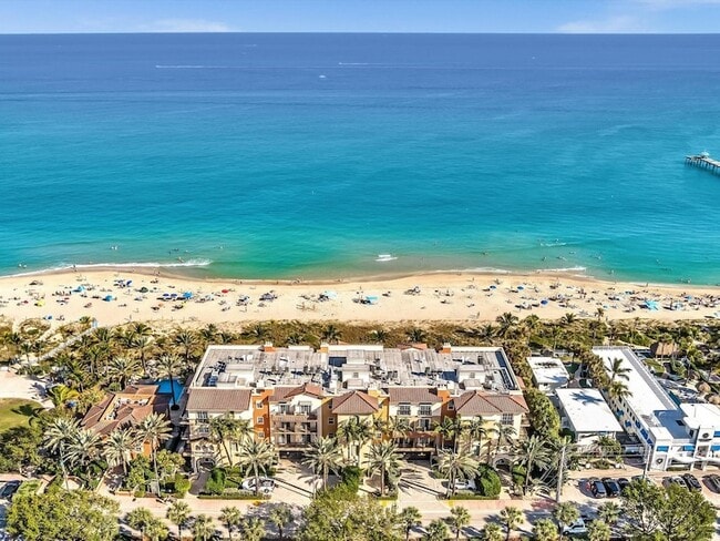 Building Photo - 4444 El Mar Dr