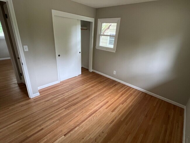Building Photo - 1760 City Heights Dr