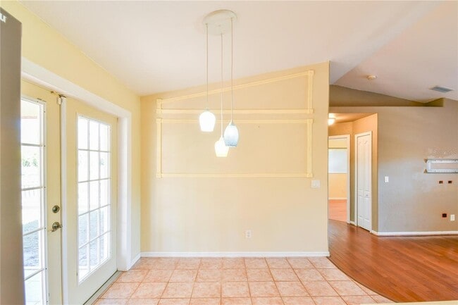 Building Photo - 2731 Verde Terrace