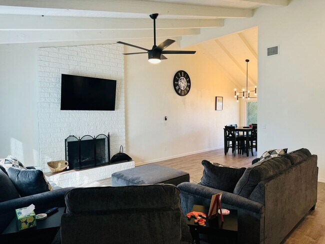 Building Photo - WINTER VACATION RENTAL: Newly Updated 3-Bedroom Home by the River with RV Parking