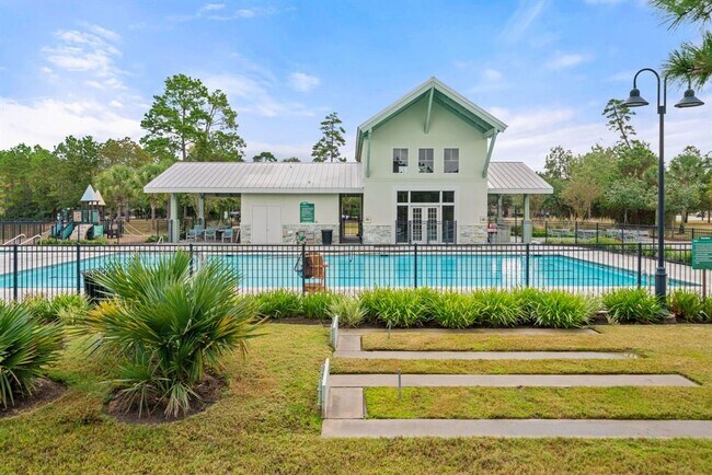 Building Photo - 17533 Rosette Grass Dr