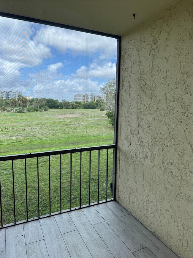 Building Photo - 6301 N Falls Cir Dr