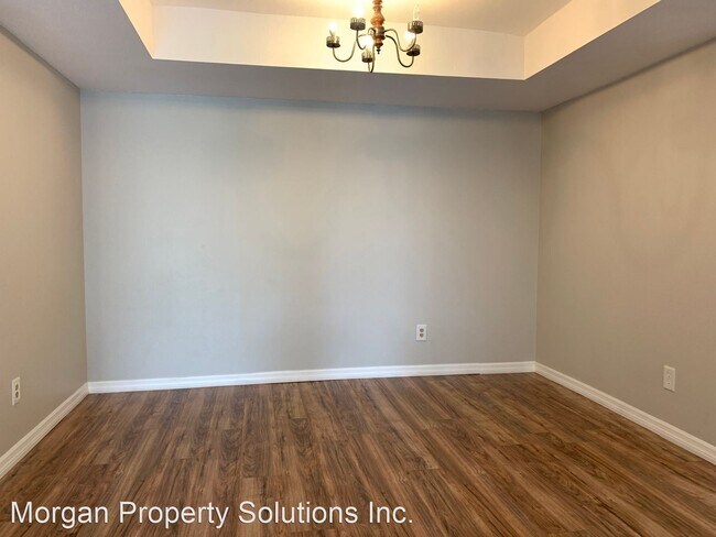 Building Photo - 4575 S Texas Ave