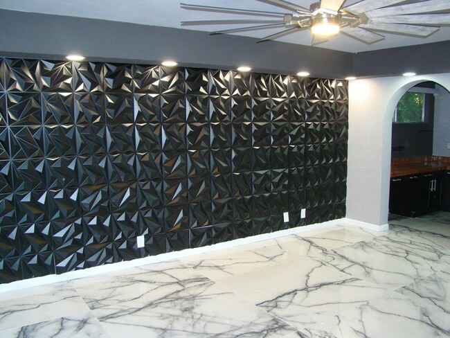 Building Photo - 931 E Morningstar Ln