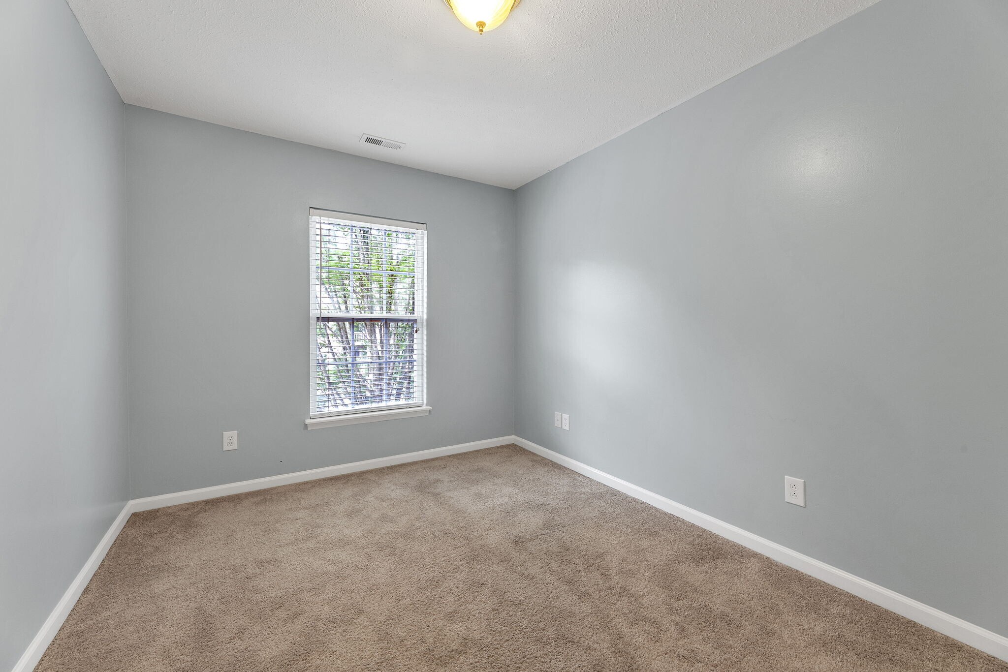 Bedroom 2 - 3349 Tarleton W