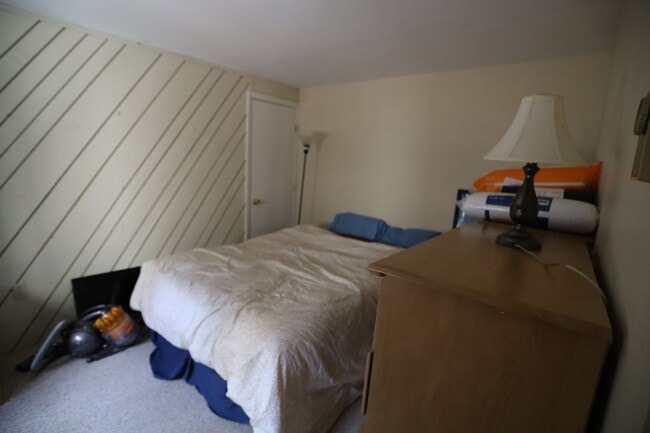 Building Photo - Seasonal 6 Month Lease Available | $1,700.00/ month home in Campton, NH!