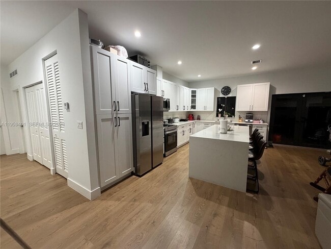 Building Photo - 14150 Jefferson St