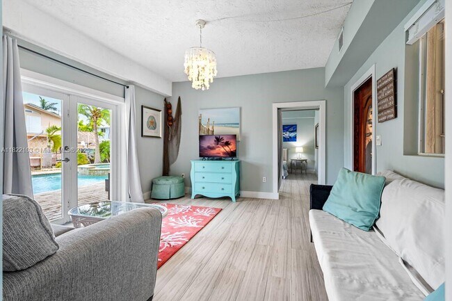 Building Photo - 201 Wildwood Cir