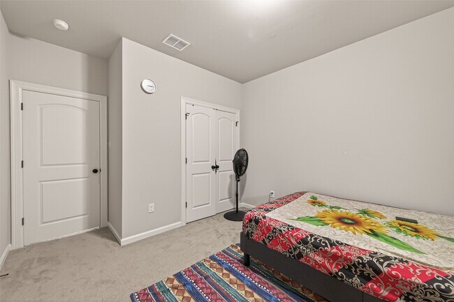 Building Photo - 1010 Gentle Nook Dr