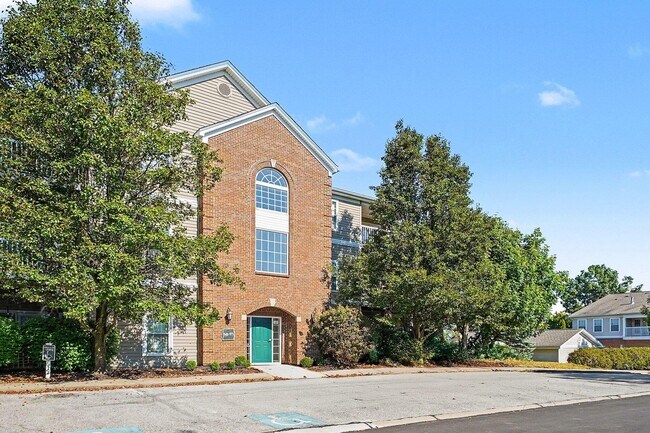 Building Photo - 961 Mistflower Ln