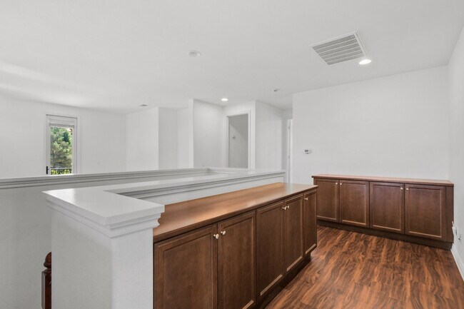 Building Photo - 2917 Babbling Brook Rd