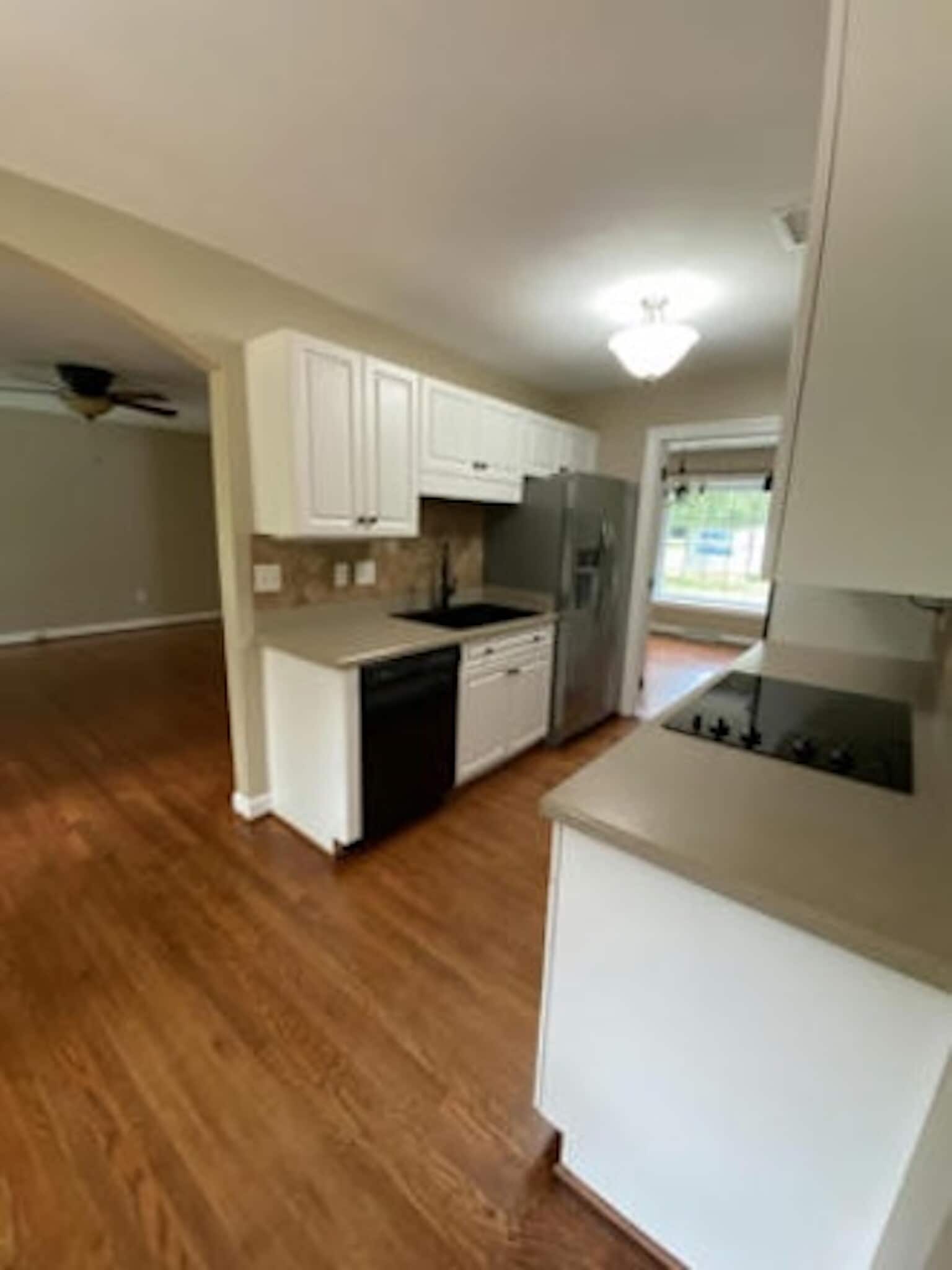 Kitchen view - 1125 Clapper Ct