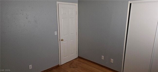 Building Photo - 9007 Dulcimer Ln