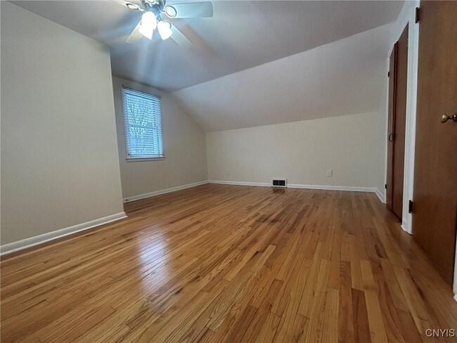 Building Photo - 3 Wills Dr