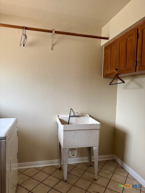 Building Photo - 1301 Fieldcrest