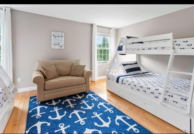 Building Photo - 5 Juniper Ln