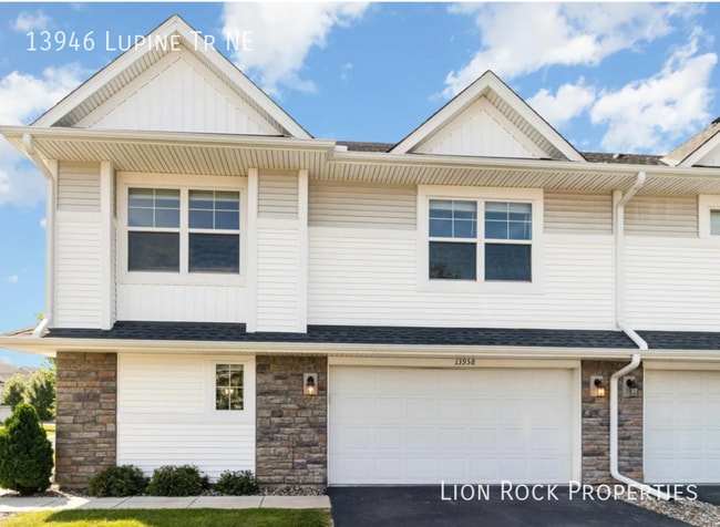Building Photo - 13946 Lupine Trail NE