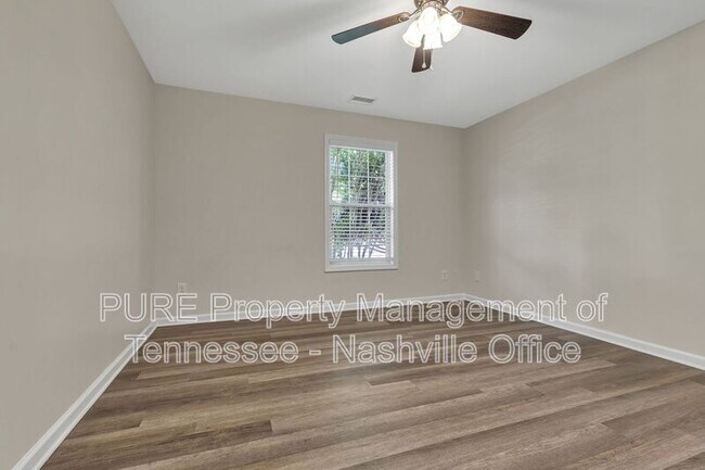 Building Photo - 723 Holland Ridge Dr