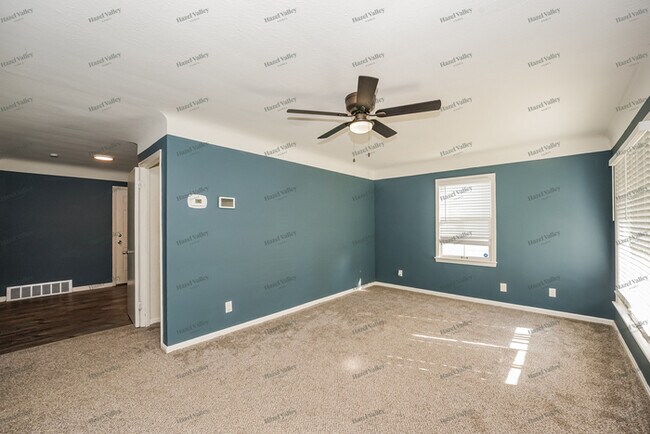 Building Photo - 27511 Forestview Ave