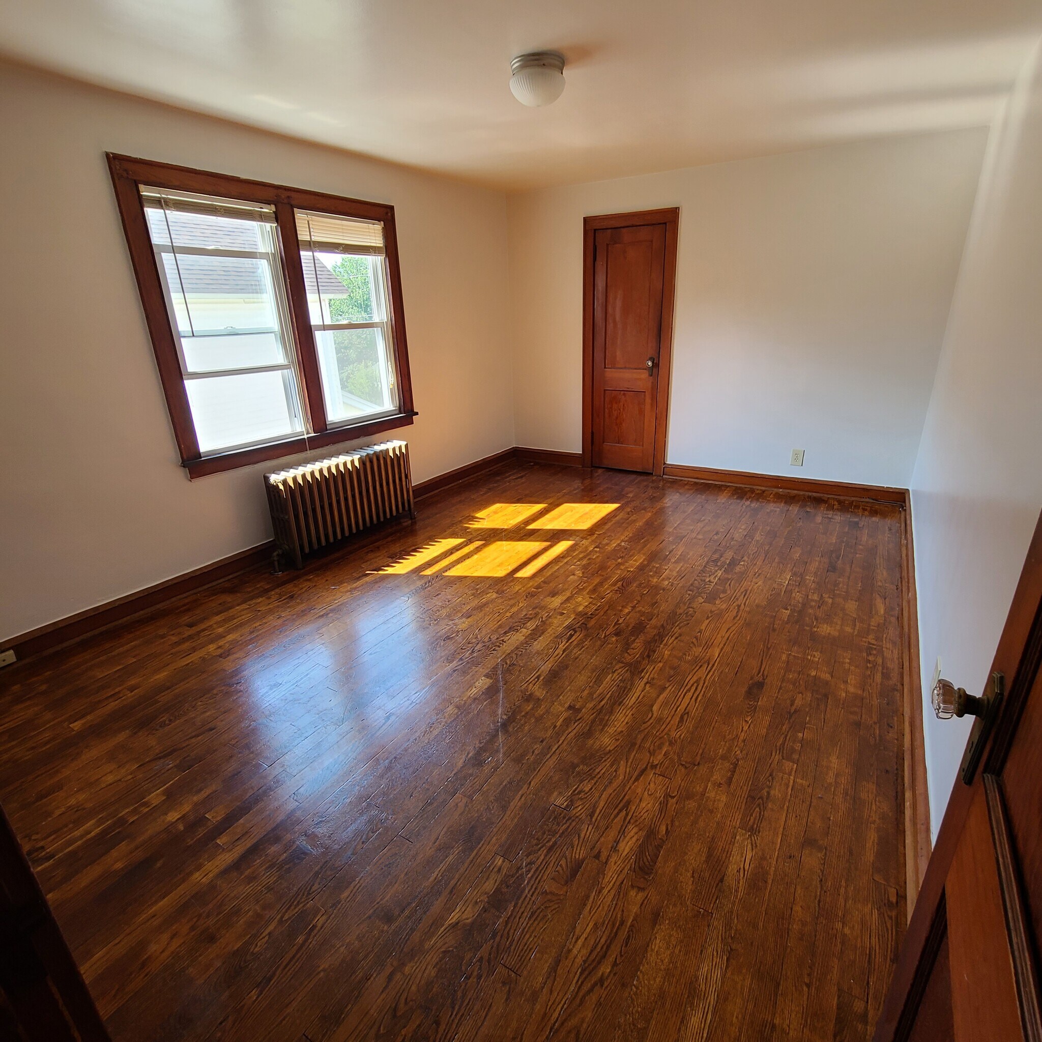 Bedroom - 49 Peace St