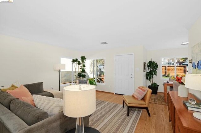 Building Photo - 24639 Leona Dr