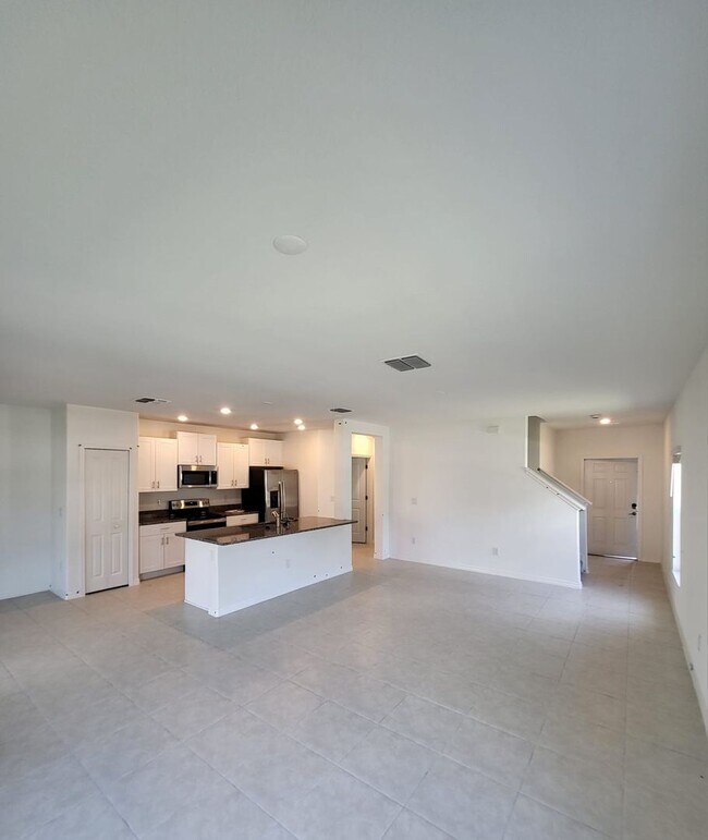 Building Photo - Available Now : 4 Bedroom 2 Bath Two Story...